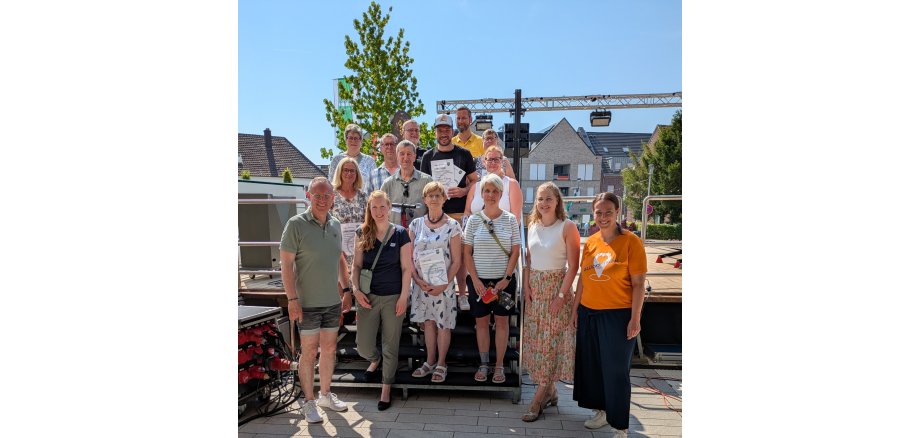 Gruppenbild nach der Auszeichnung Gruppenbild nach der Auszeichnung